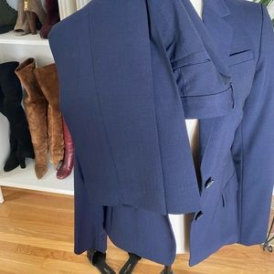 Classic Banana Republic Navy Suit